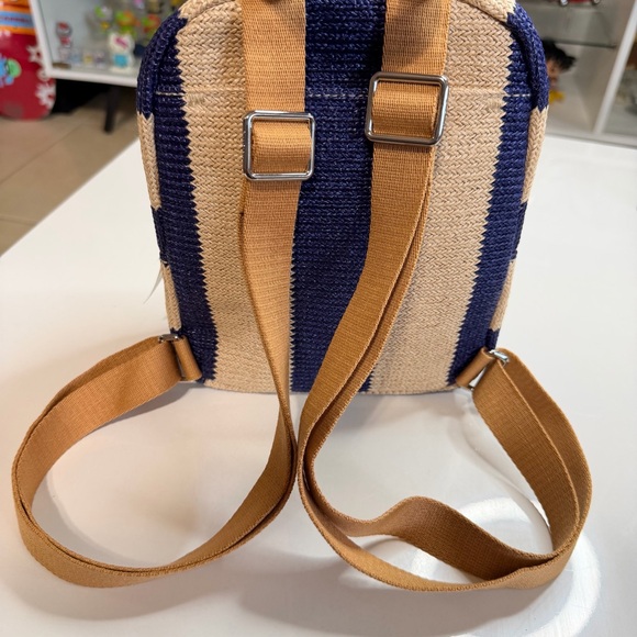 Vera Bradley Mini Straw Navy Stripe Floral Embroidered Backpack NWT - Picture 5 of 5